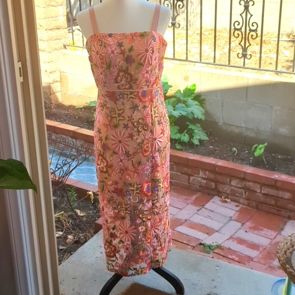 Sam Edelman Floral Embroidered Midi Sheath Dress New with Tags - Picture 3 of 12